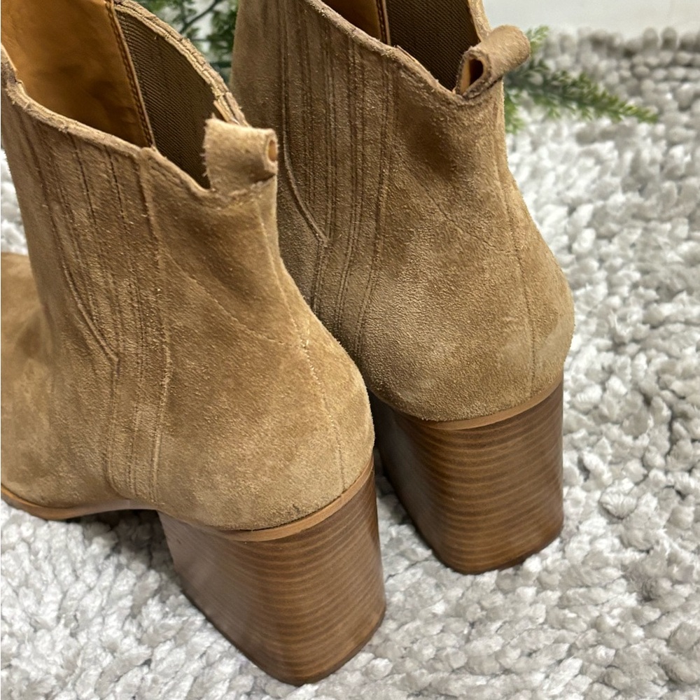 Marc Fisher LTD Woman OSHAY Pointed Toe Bootie Size: 10M - Picture 3 of 6